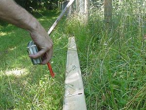 Measure length between center of posts