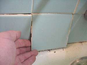 Remove tile grout